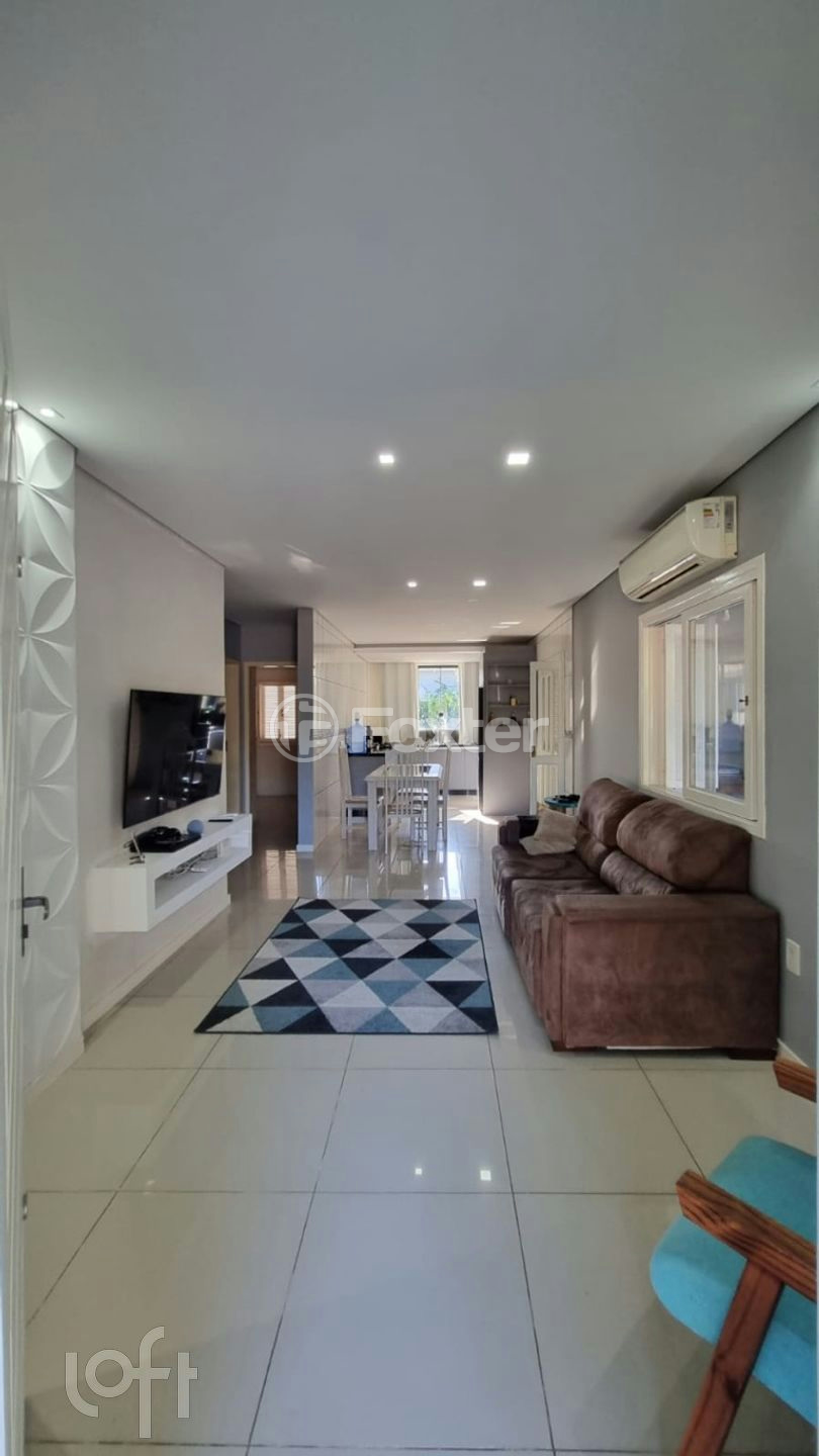 Casa à venda com 5 quartos, 90m² - Foto 2