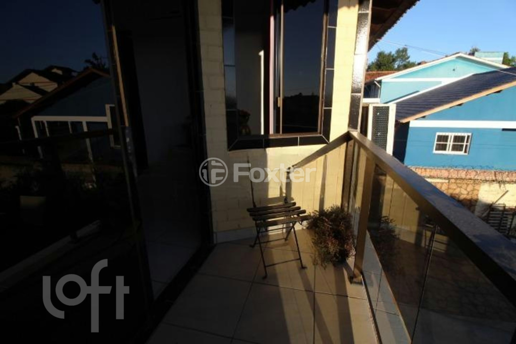 Casa à venda com 4 quartos, 242m² - Foto 5