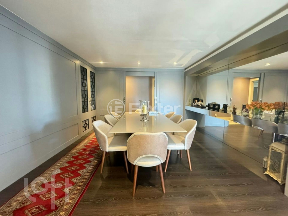 Apartamento à venda com 3 quartos, 313m² - Foto 2