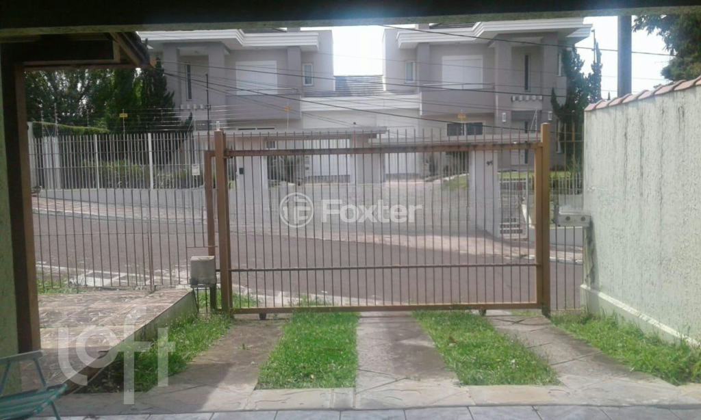 Casa à venda com 3 quartos, 164m² - Foto 9