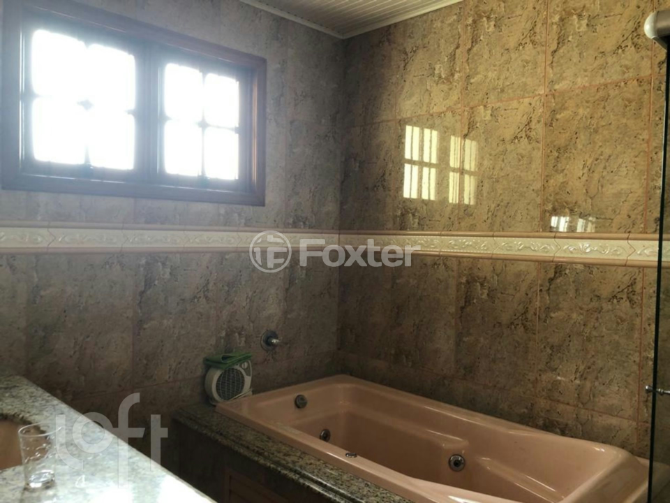 Casa à venda com 5 quartos, 180m² - Foto 10