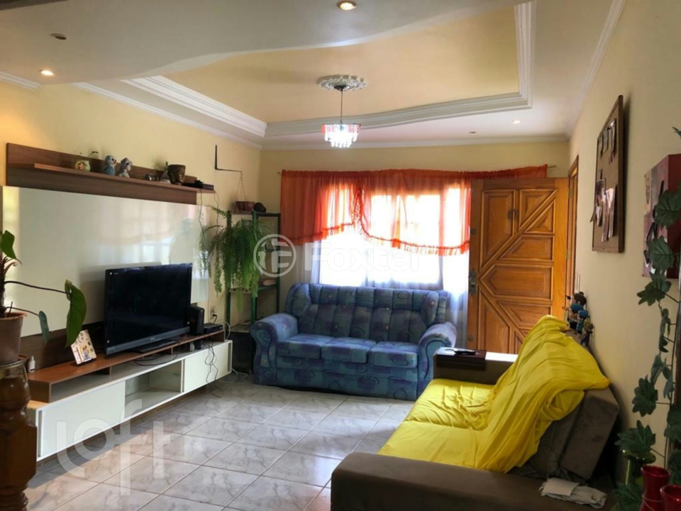 Casa à venda com 5 quartos, 180m² - Foto 2
