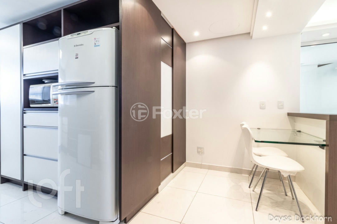 Apartamento à venda com 3 quartos, 144m² - Foto 10