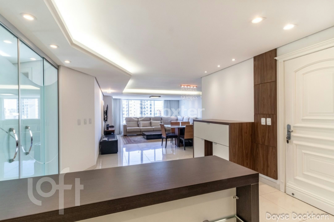 Apartamento à venda com 3 quartos, 144m² - Foto 7