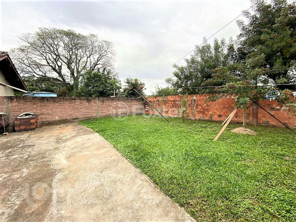Casa à venda com 3 quartos, 125m² - Foto 2