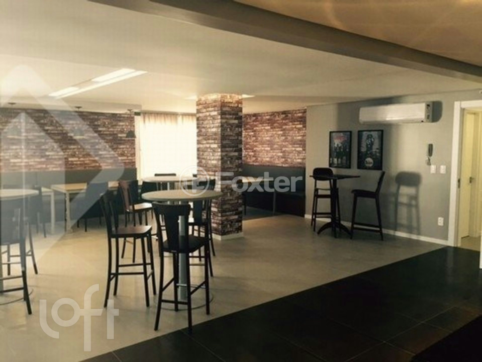 Apartamento à venda com 2 quartos, 83m² - Foto 2