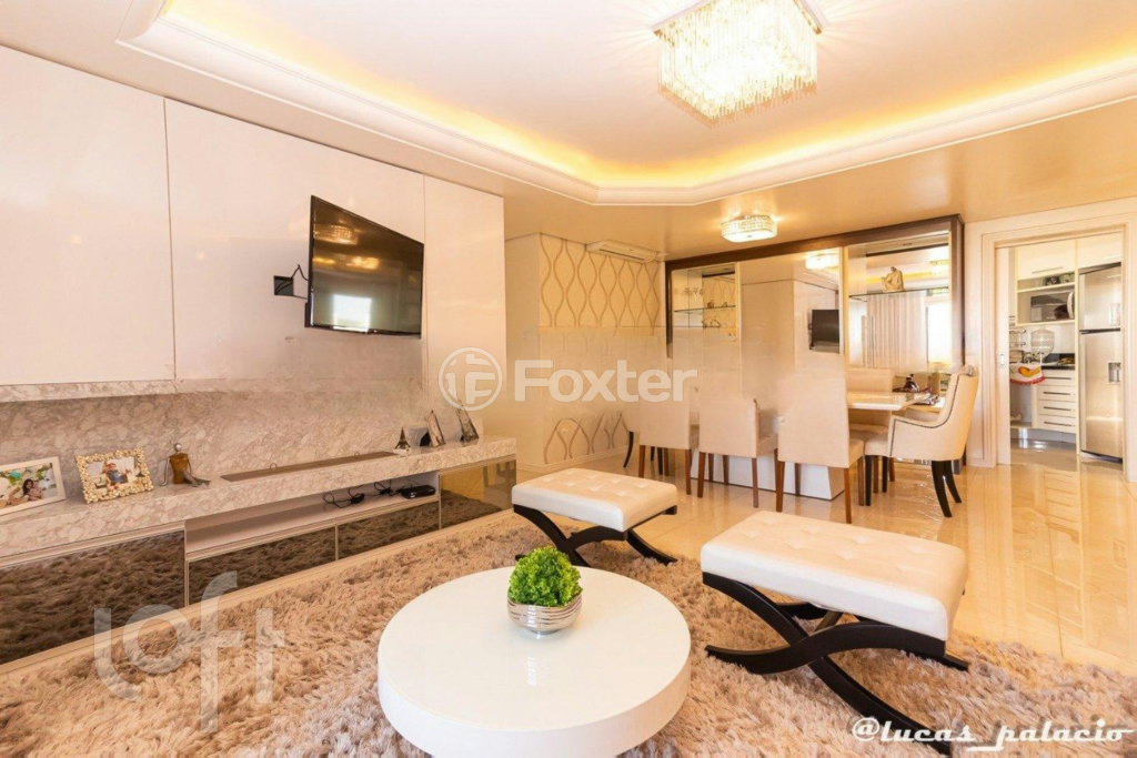 Apartamento à venda com 4 quartos, 153m² - Foto 1