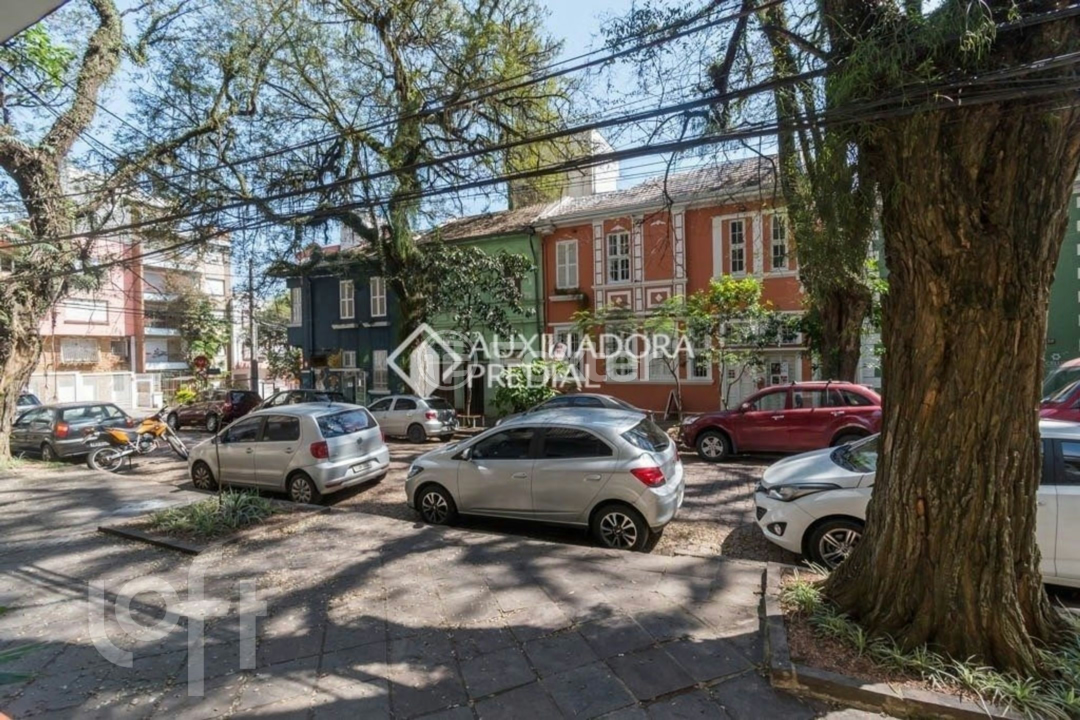 Apartamento à venda com 3 quartos, 118m² - Foto 1