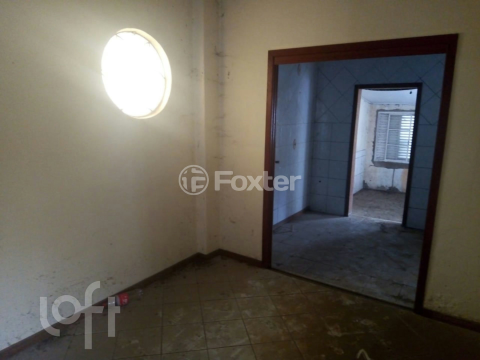 Casa à venda com 1 quarto, 85m² - Foto 2