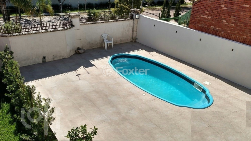 Casa à venda com 4 quartos, 370m² - Foto 37