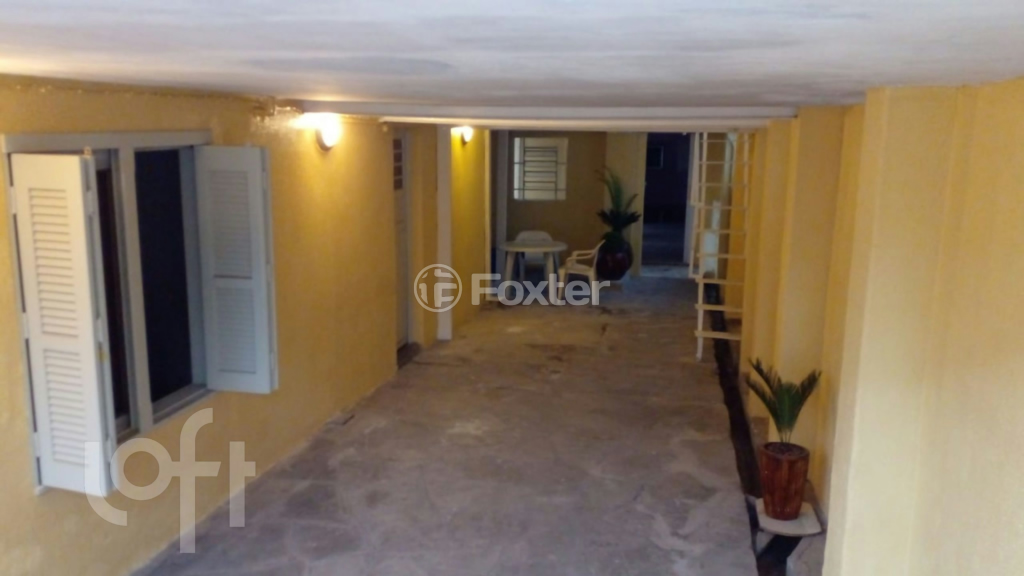 Casa à venda com 3 quartos, 233m² - Foto 28