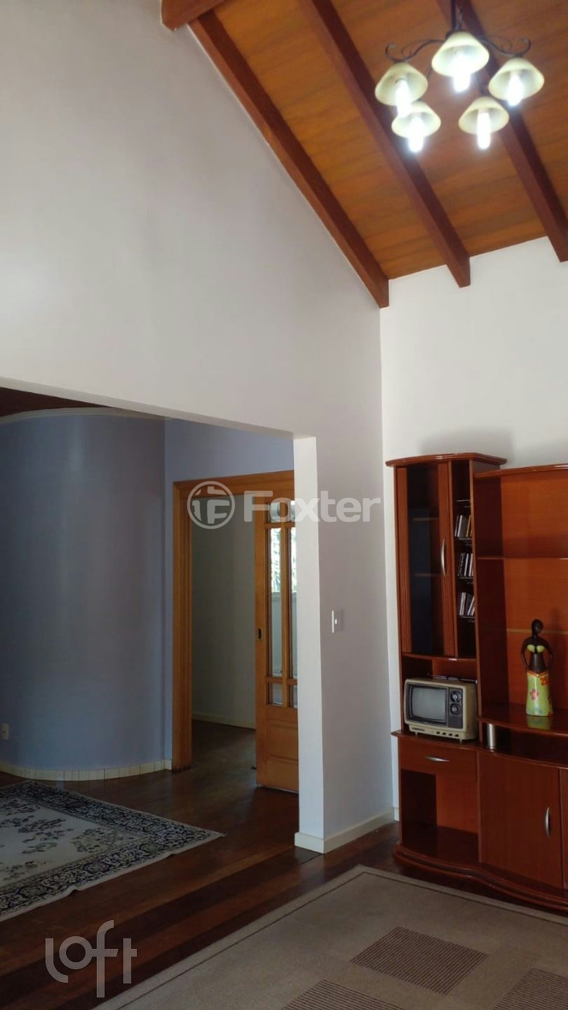Casa à venda com 3 quartos, 233m² - Foto 7