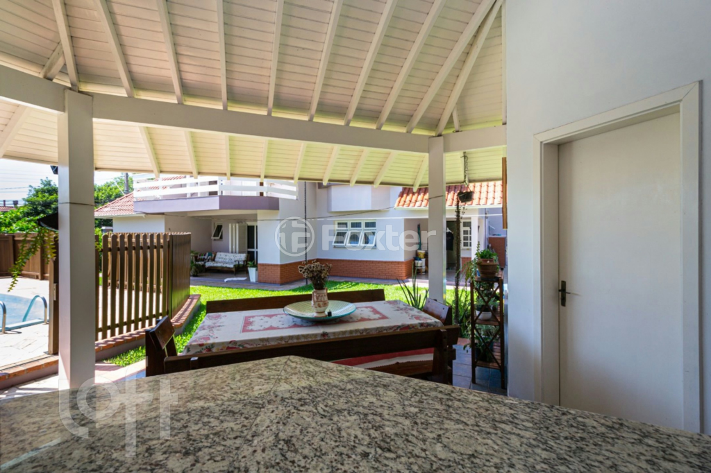Casa à venda com 4 quartos, 293m² - Foto 29