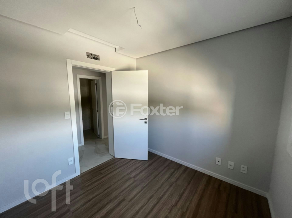 Apartamento à venda com 3 quartos, 101m² - Foto 7