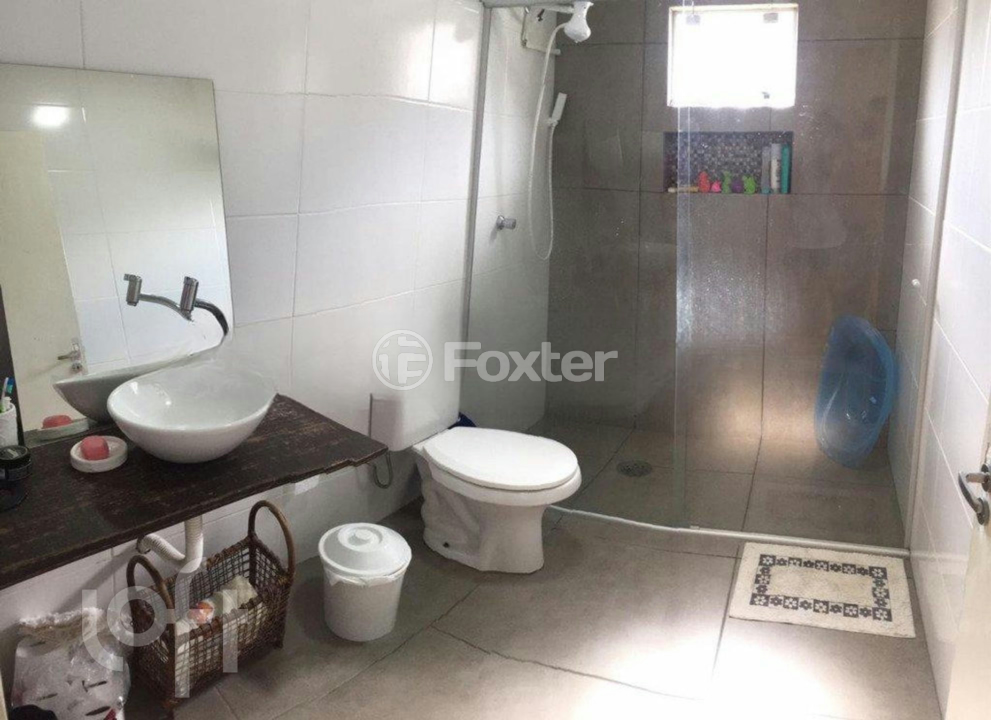 Casa à venda com 3 quartos, 202m² - Foto 4