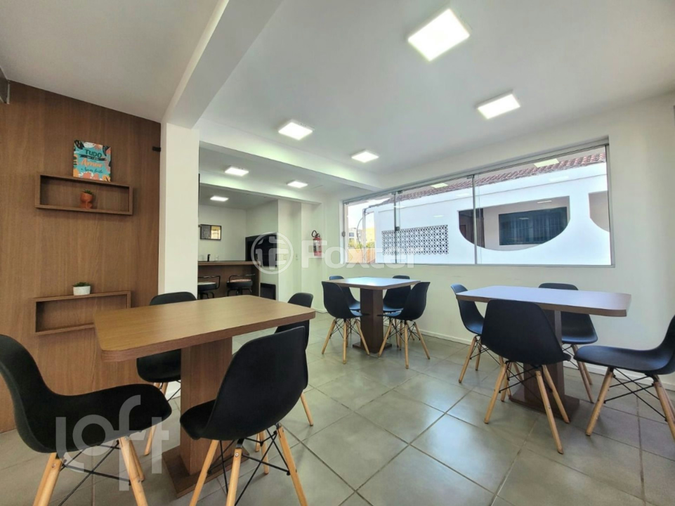 Apartamento à venda com 1 quarto, 44m² - Foto 19