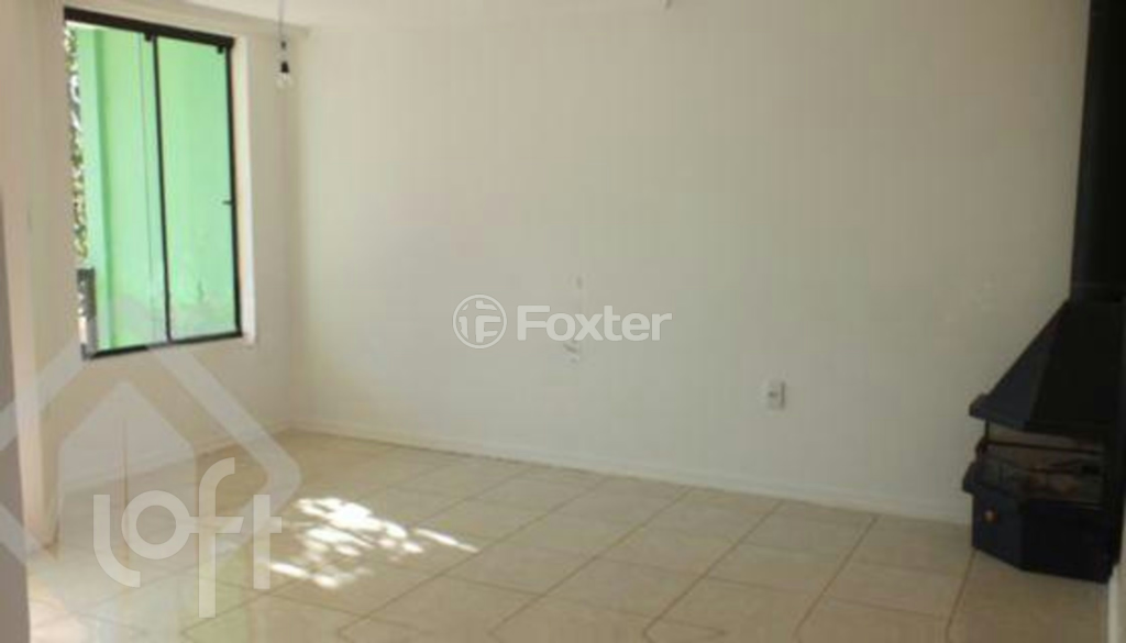Casa de Condomínio à venda com 3 quartos, 208m² - Foto 1