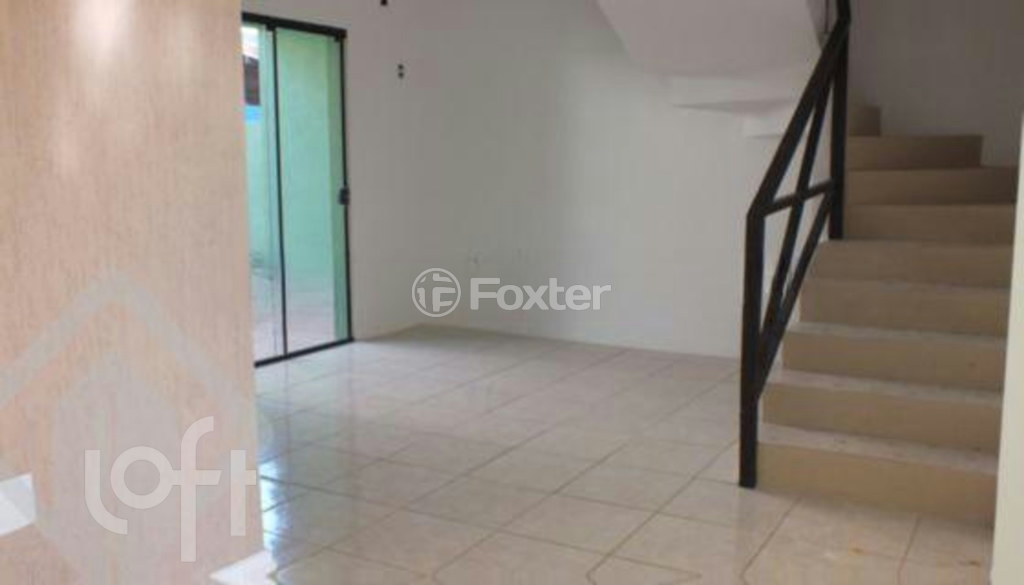 Casa de Condomínio à venda com 3 quartos, 208m² - Foto 2