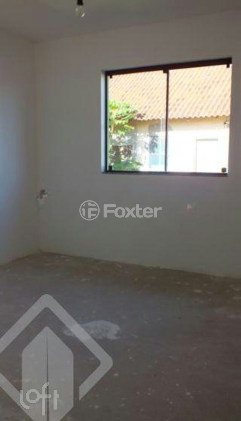 Casa de Condomínio à venda com 3 quartos, 208m² - Foto 4