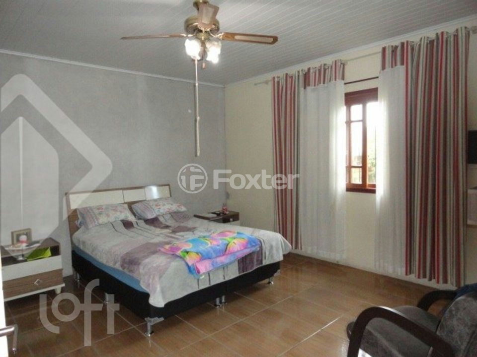 Casa à venda com 2 quartos, 79m² - Foto 4