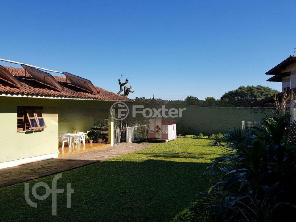Casa à venda com 3 quartos, 262m² - Foto 25