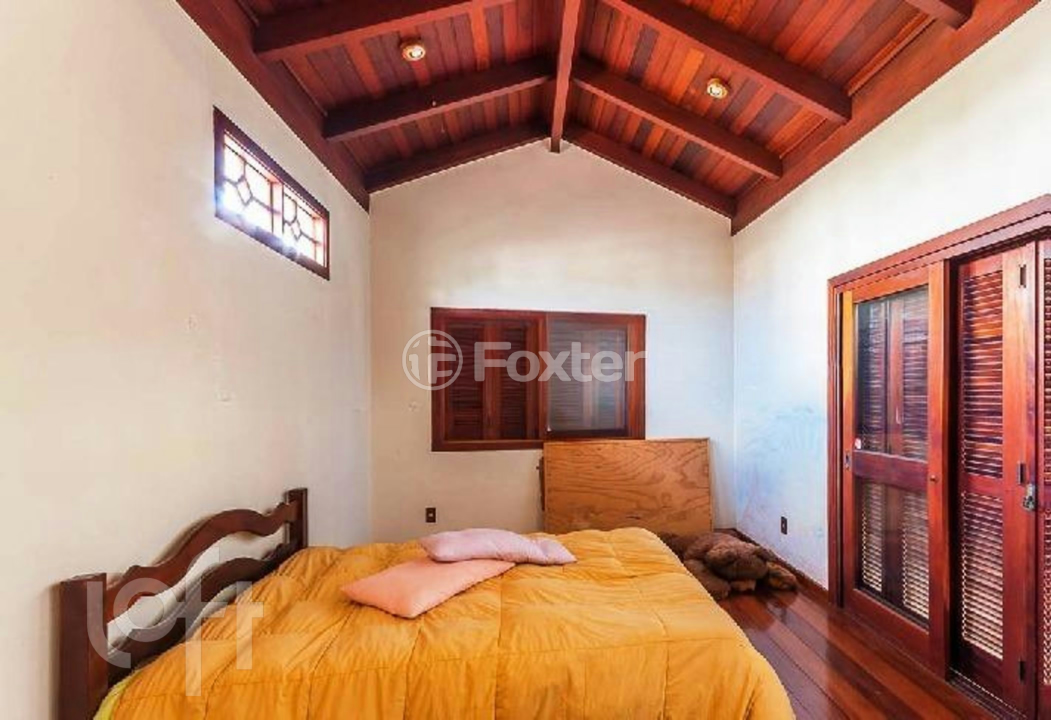 Casa à venda com 3 quartos, 320m² - Foto 12