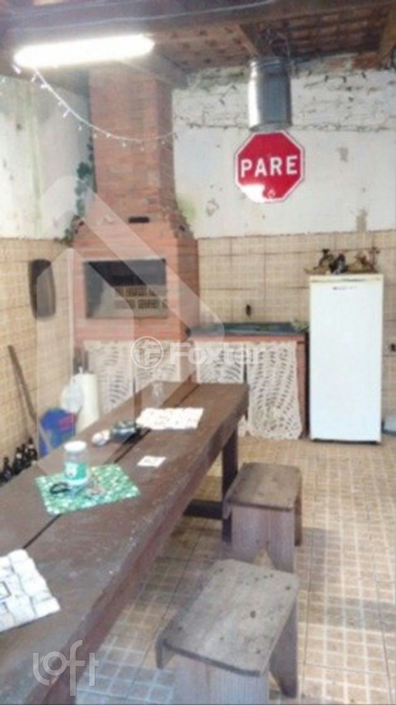 Casa à venda com 3 quartos, 320m² - Foto 17