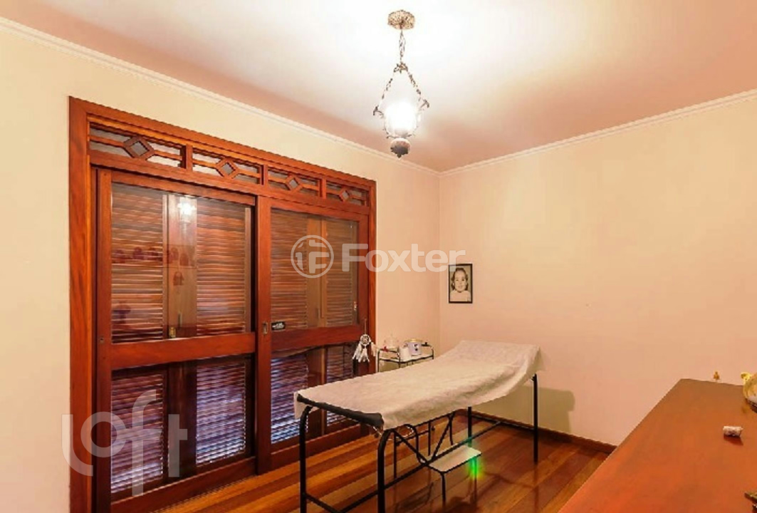 Casa à venda com 3 quartos, 320m² - Foto 11