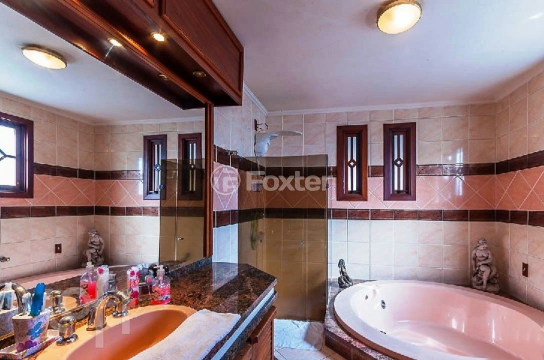 Casa à venda com 3 quartos, 320m² - Foto 9