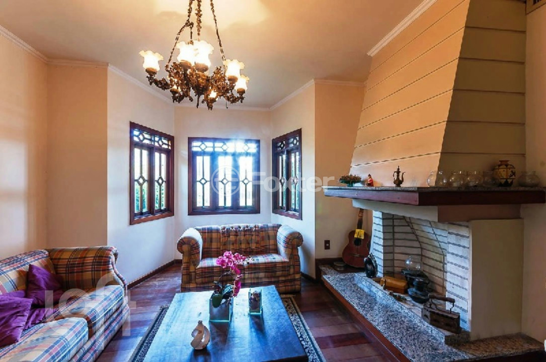 Casa à venda com 3 quartos, 320m² - Foto 4