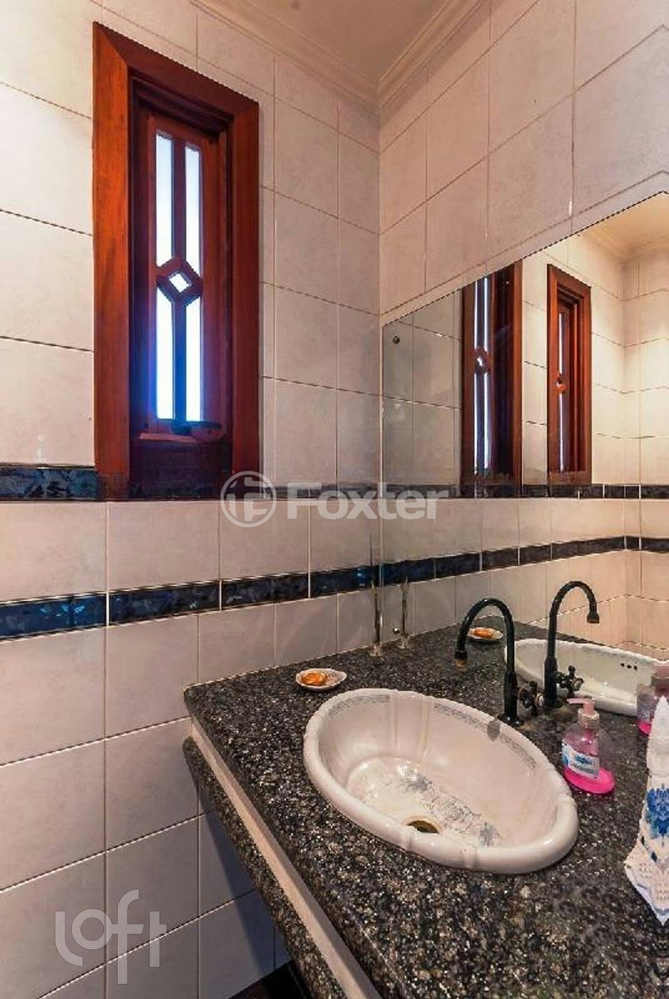 Casa à venda com 3 quartos, 320m² - Foto 15