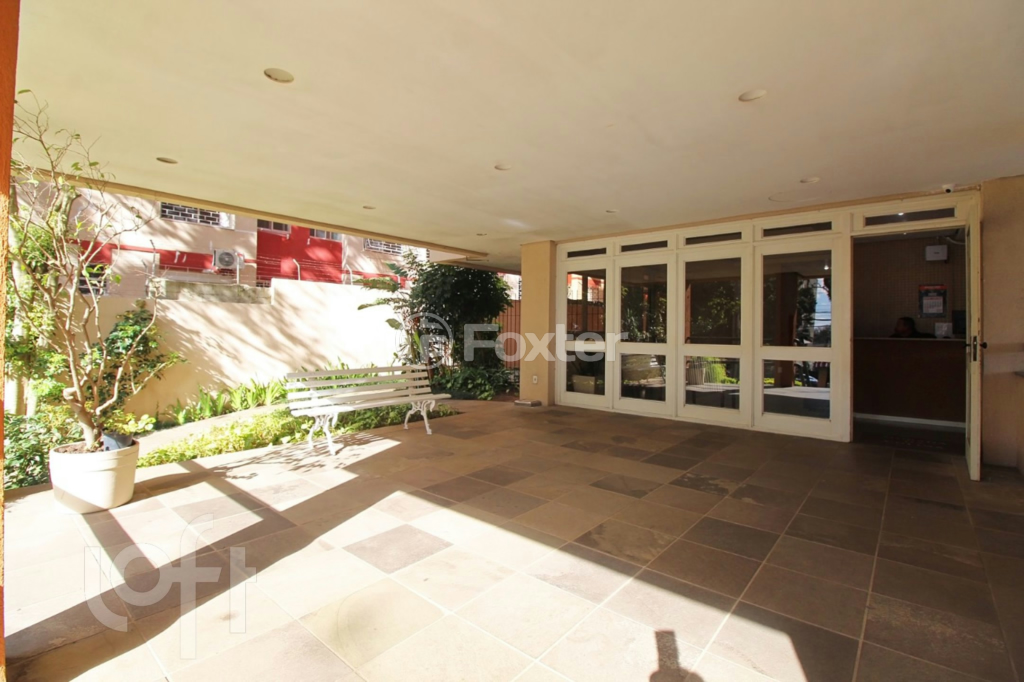 Apartamento à venda com 2 quartos, 62m² - Foto 20