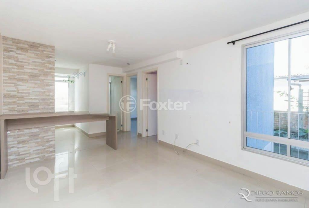 Apartamento à venda com 2 quartos, 45m² - Foto 2