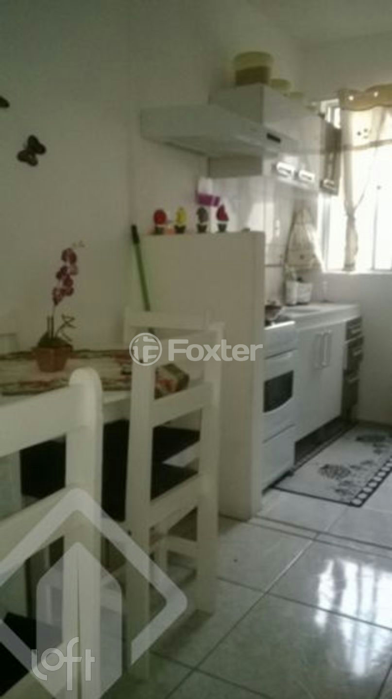 Apartamento à venda com 2 quartos, 39m² - Foto 2