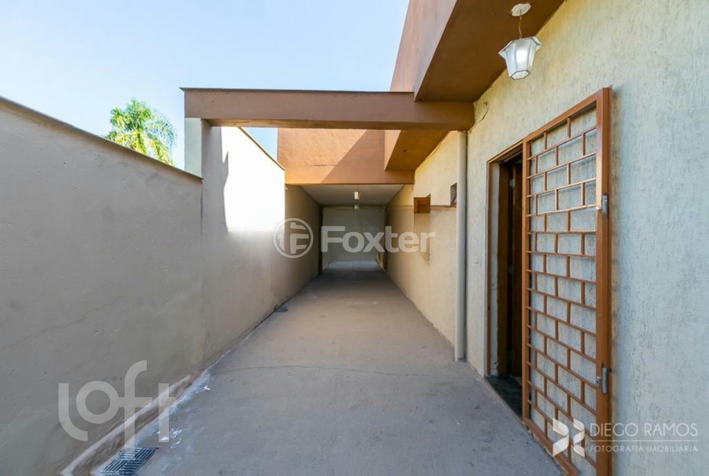 Casa à venda com 4 quartos, 144m² - Foto 26