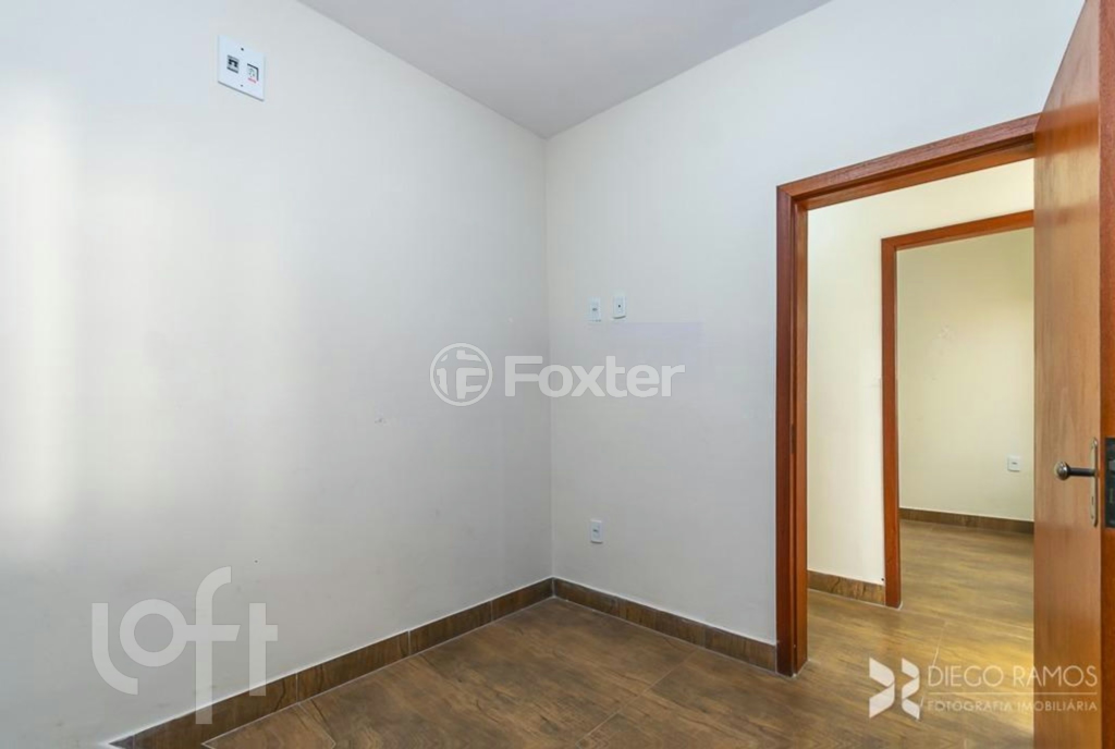 Casa à venda com 4 quartos, 144m² - Foto 17