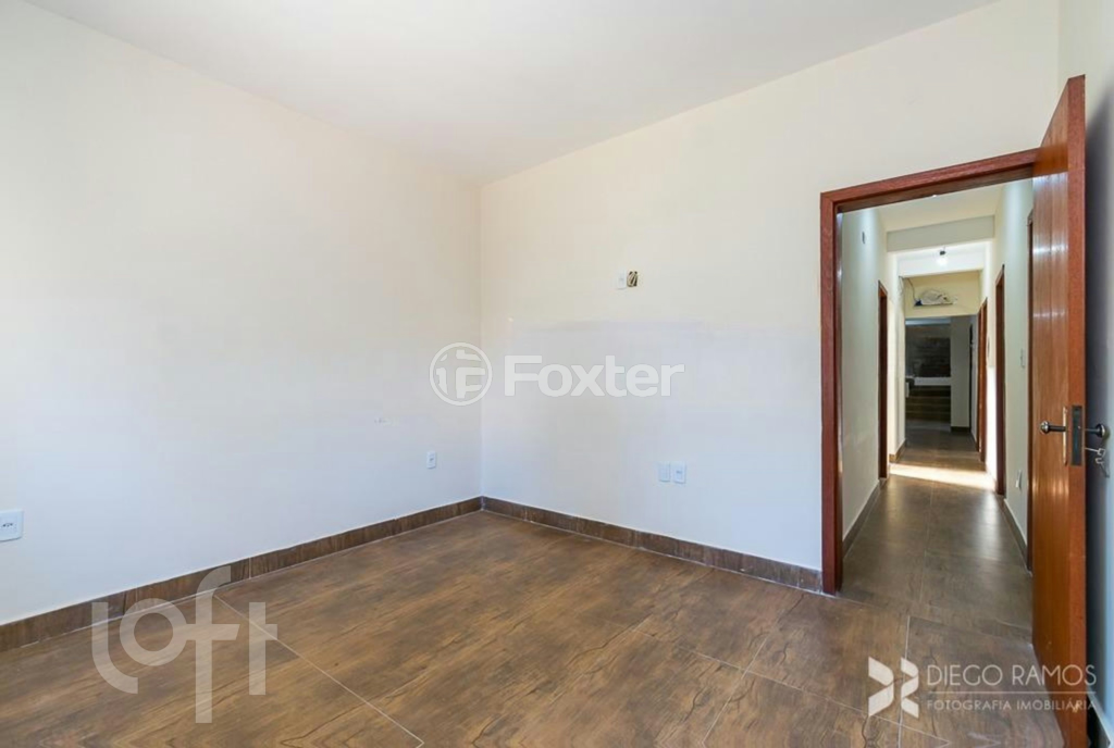 Casa à venda com 4 quartos, 144m² - Foto 23