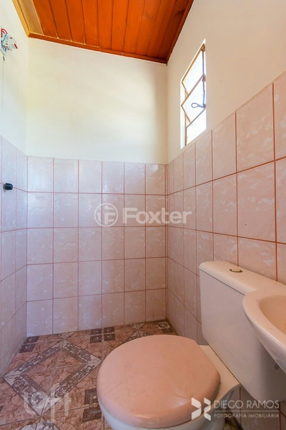 Casa à venda com 4 quartos, 144m² - Foto 11