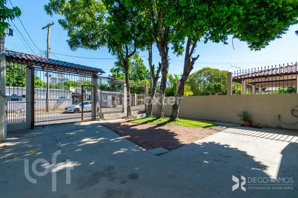 Casa à venda com 4 quartos, 144m² - Foto 28