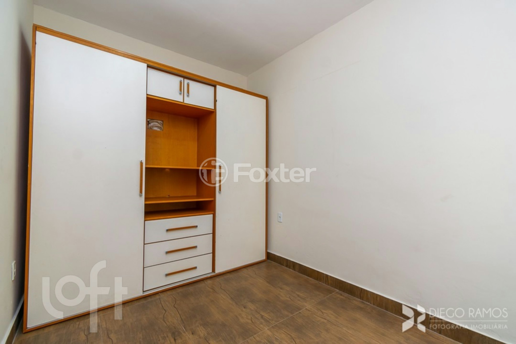 Casa à venda com 4 quartos, 144m² - Foto 19