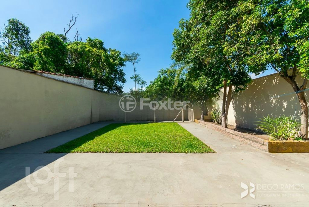 Casa à venda com 4 quartos, 144m² - Foto 32