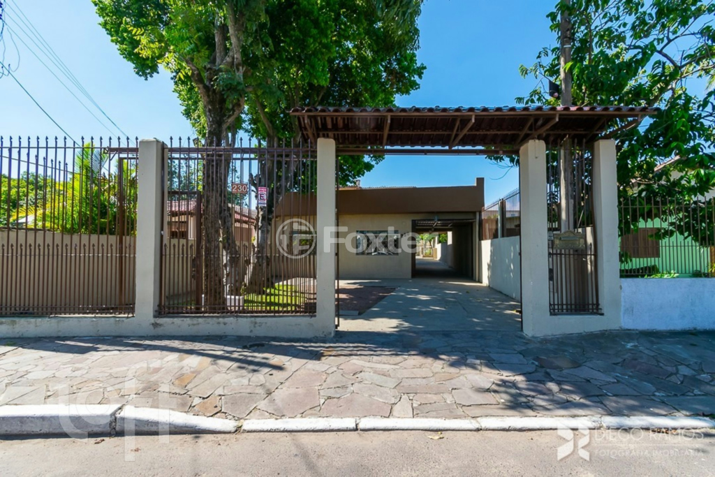 Casa à venda com 4 quartos, 144m² - Foto 31