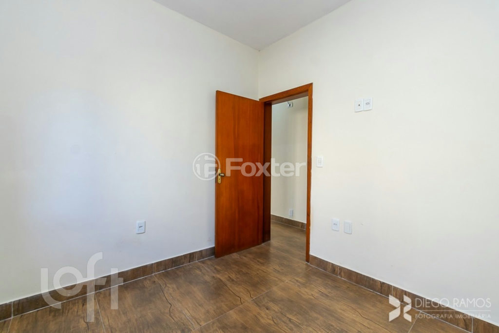 Casa à venda com 4 quartos, 144m² - Foto 14