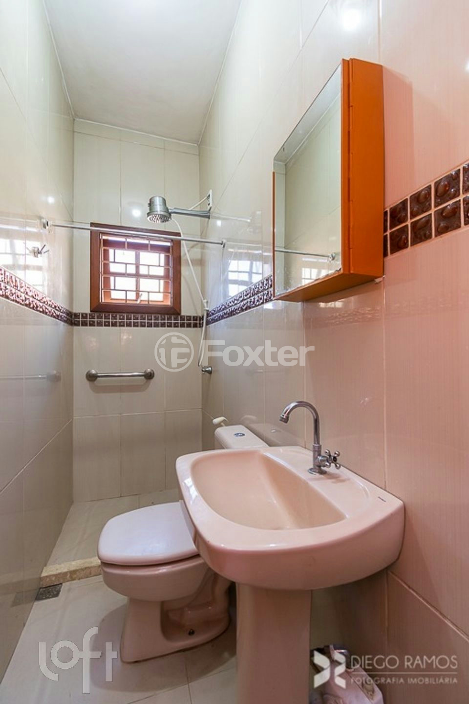 Casa à venda com 4 quartos, 144m² - Foto 9