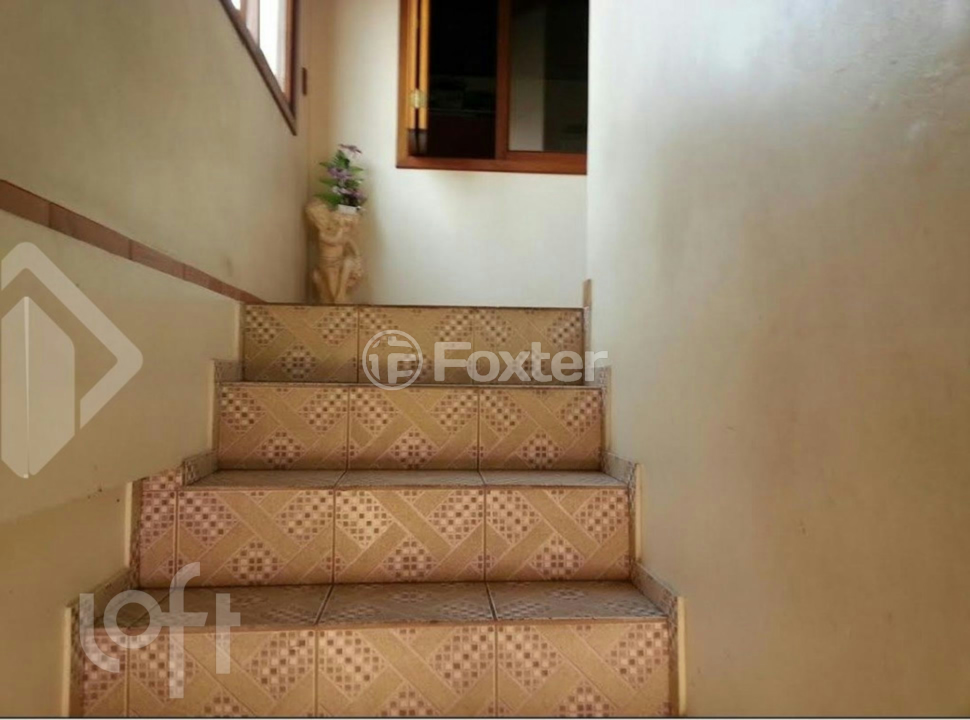 Casa à venda com 4 quartos, 270m² - Foto 3