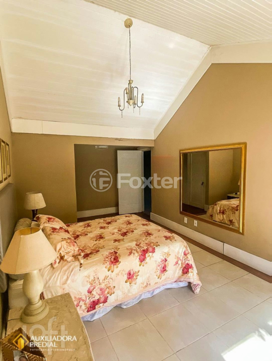 Casa à venda com 7 quartos, 600m² - Foto 22