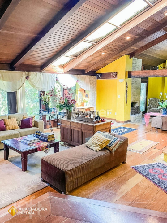 Casa à venda com 7 quartos, 600m² - Foto 6