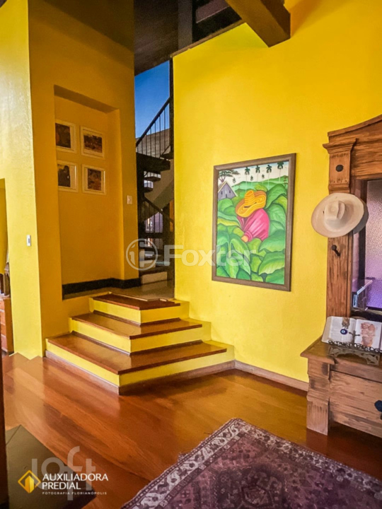 Casa à venda com 7 quartos, 600m² - Foto 5