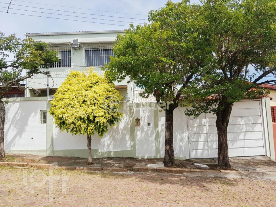 Casa à venda com 4 quartos, 258m² - Foto 26