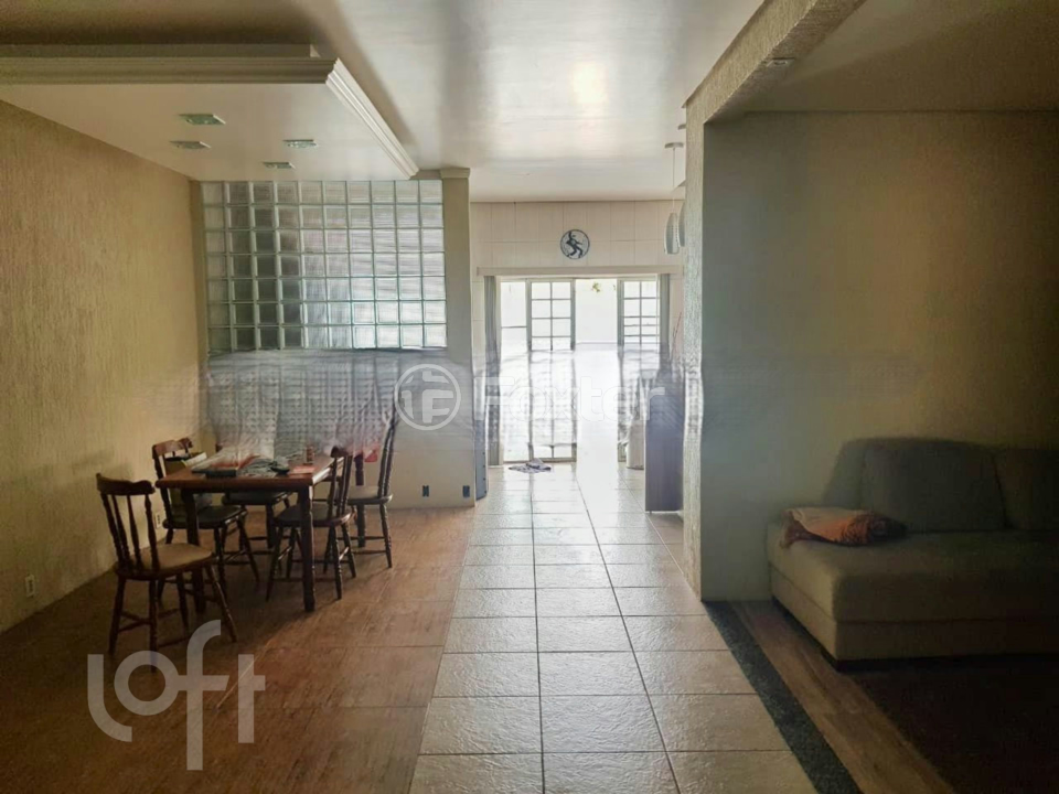 Casa à venda com 4 quartos, 258m² - Foto 7